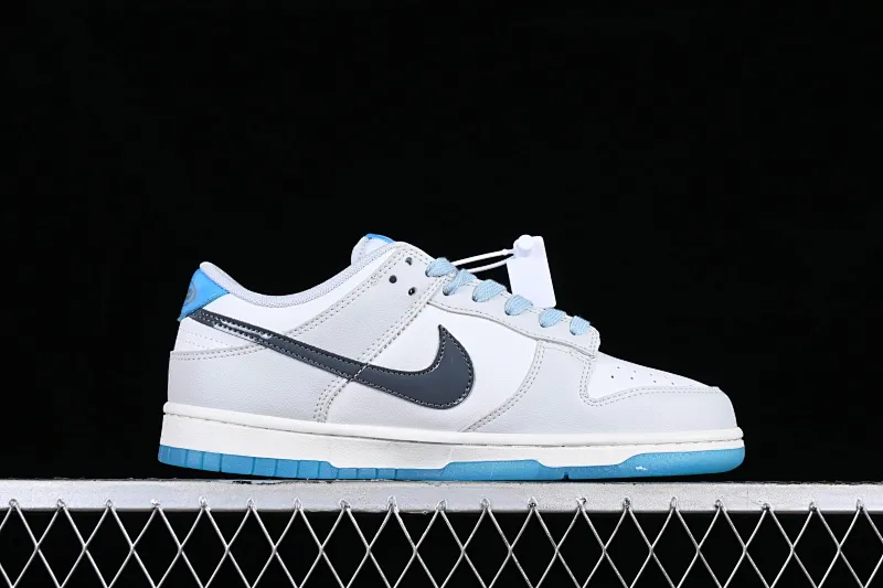 All Categories Nk SB Dunk Series Nk SB Dunk Low Low-top sneakers Cost-effective version Nk SB Dunk Low "520" Valentine's Day limited SB low-top sports and leisure sneakers FN3433-141